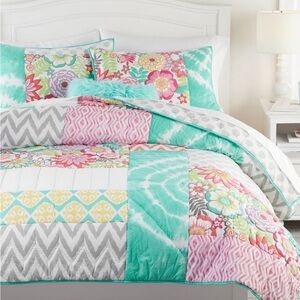 Pottery Barn Teen Sunset Beach Pillow Shams, Standard Queen Size